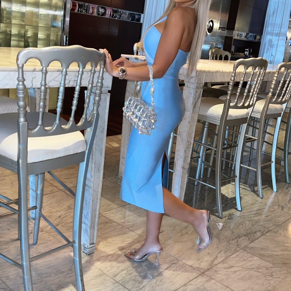 Dress - Picture 3 of 7